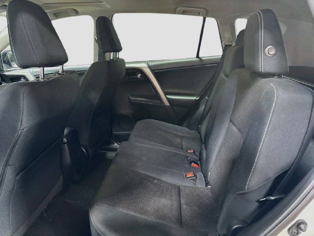 Used 2017 Toyota RAV4 XLE w/ Carpet Mat Package AWD/4WD image 20