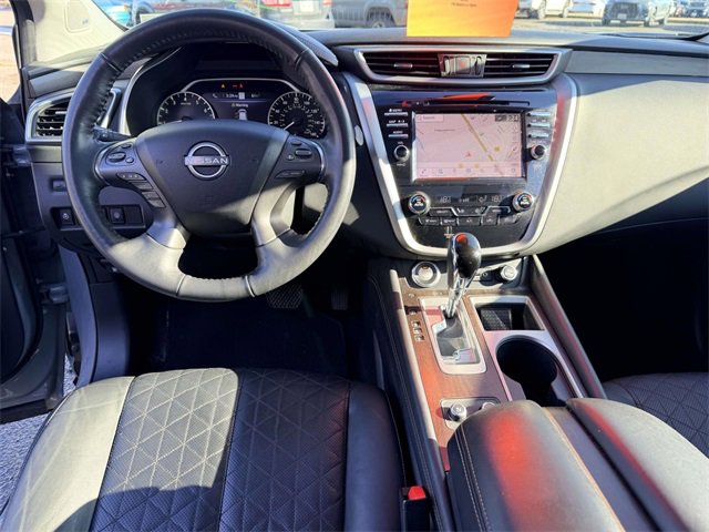 Used 2023 Nissan Murano Platinum image 2