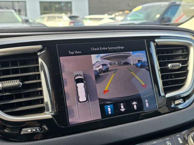 Used 2020 Chrysler Pacifica Touring w/ Advanced Safetytec Group FWD image 33