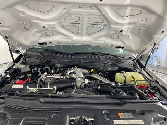 Certified 2022 Ford F350 Platinum w/ FX4 Off-Road Package AWD/4WD image 22