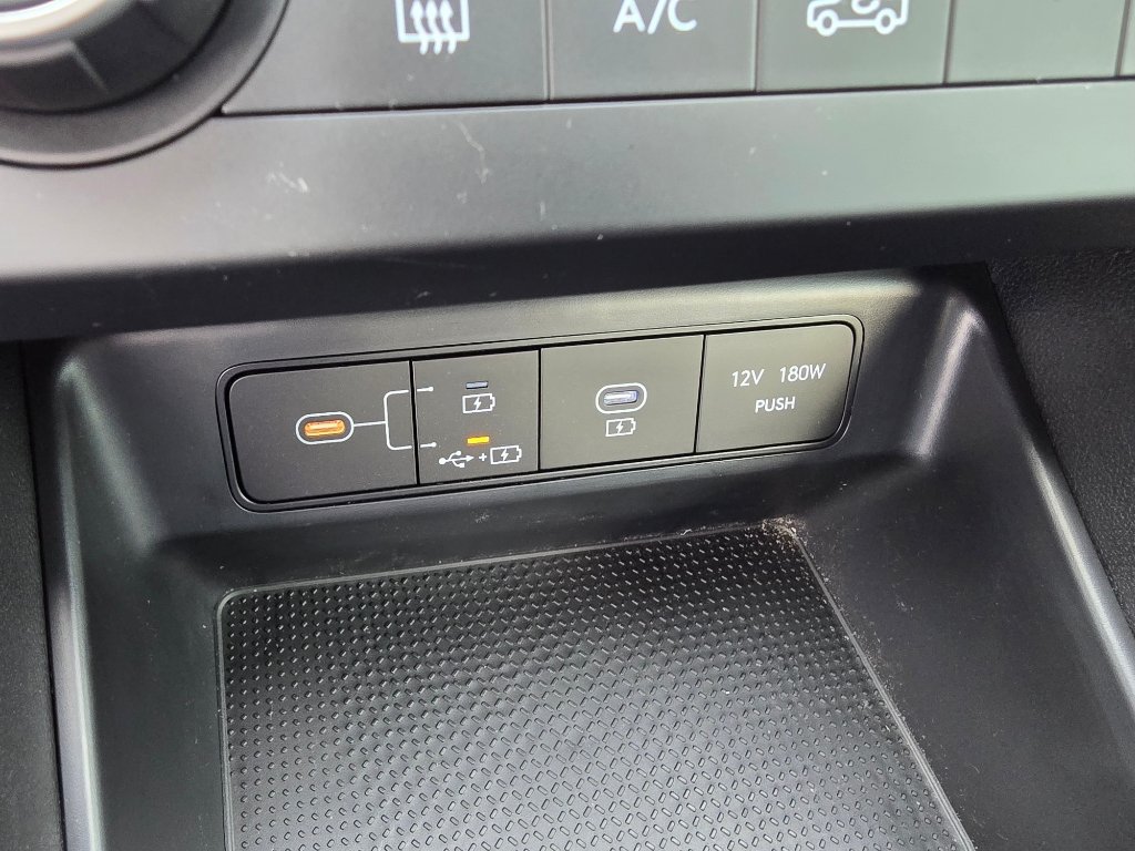 Used 2026 Hyundai Santa Cruz SE AWD/4WD image 20