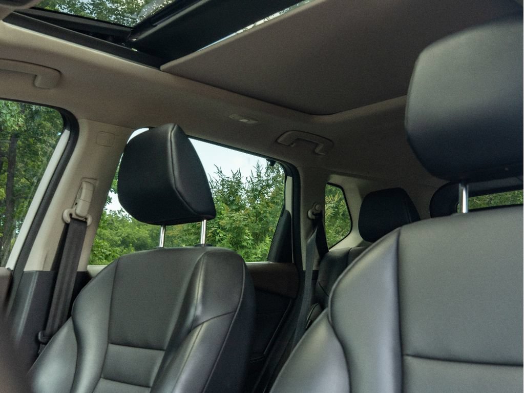 Used 2021 Nissan Rogue SV w/ Premium Package FWD image 13