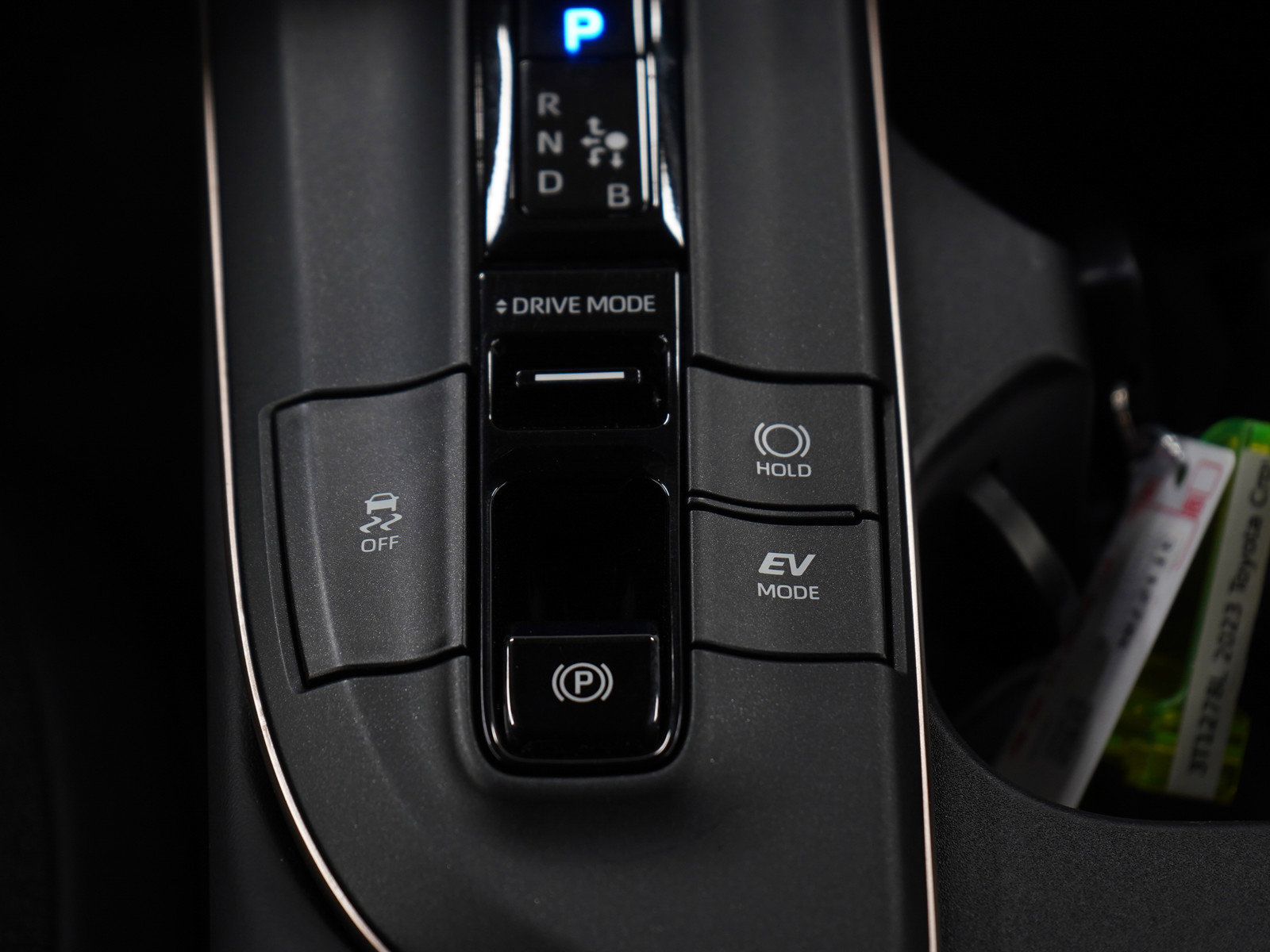 Used 2023 Toyota Crown XLE image 19