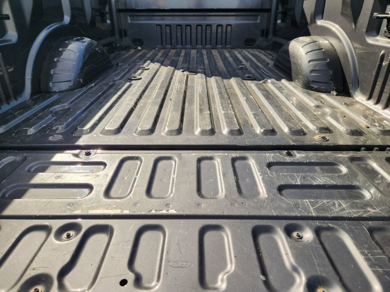 Used 2021 Ford F350 Platinum image 35