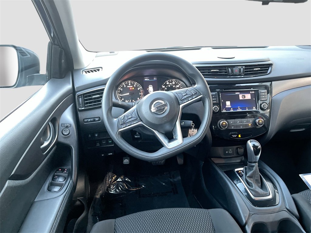Certified 2021 Nissan Rogue Sport S image 23