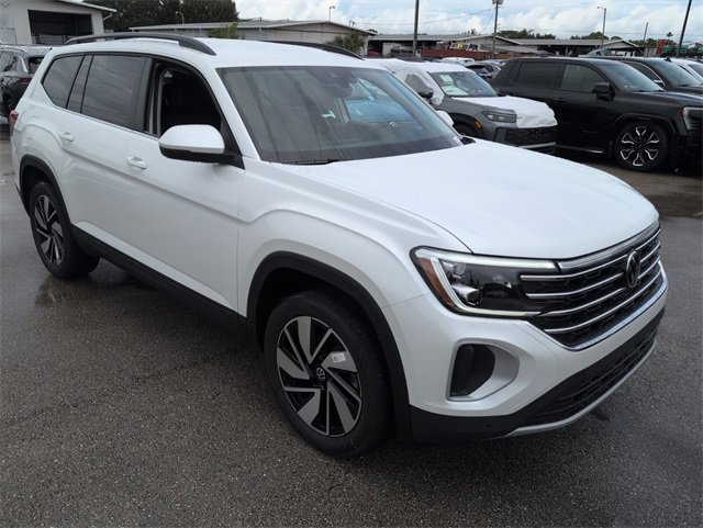 New 2026 Volkswagen Atlas SE image 2