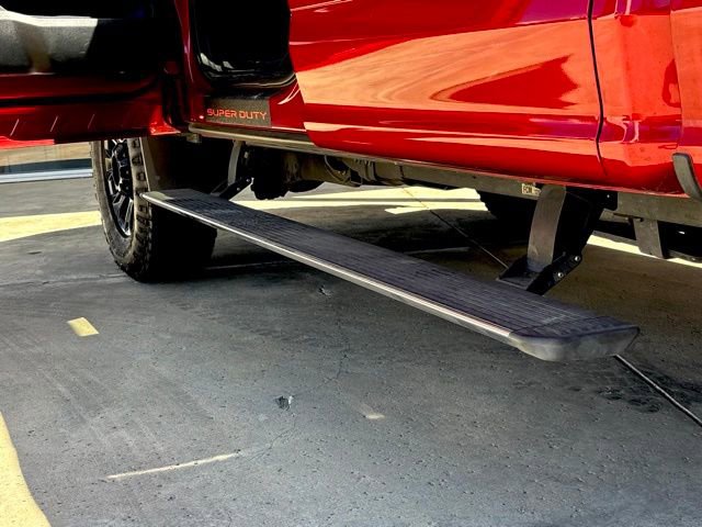 Used 2020 Ford F250 Lariat w/ Lariat Ultimate Package AWD/4WD image 9