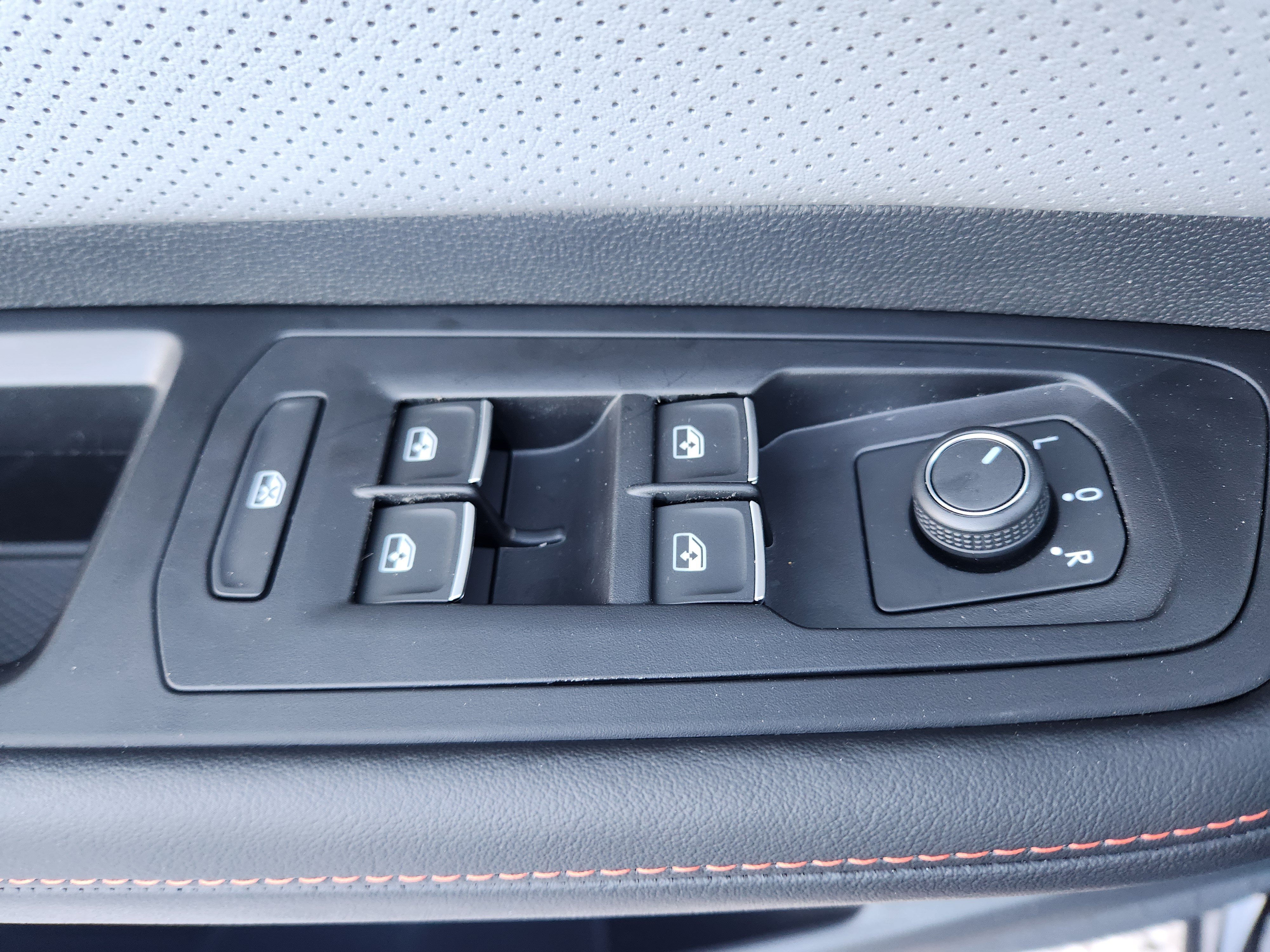 New 2026 Volkswagen Atlas Peak Edition AWD/4WD image 18