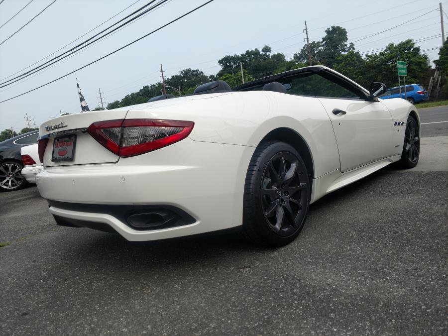 Used 2013 Maserati GranTurismo Sport image 29