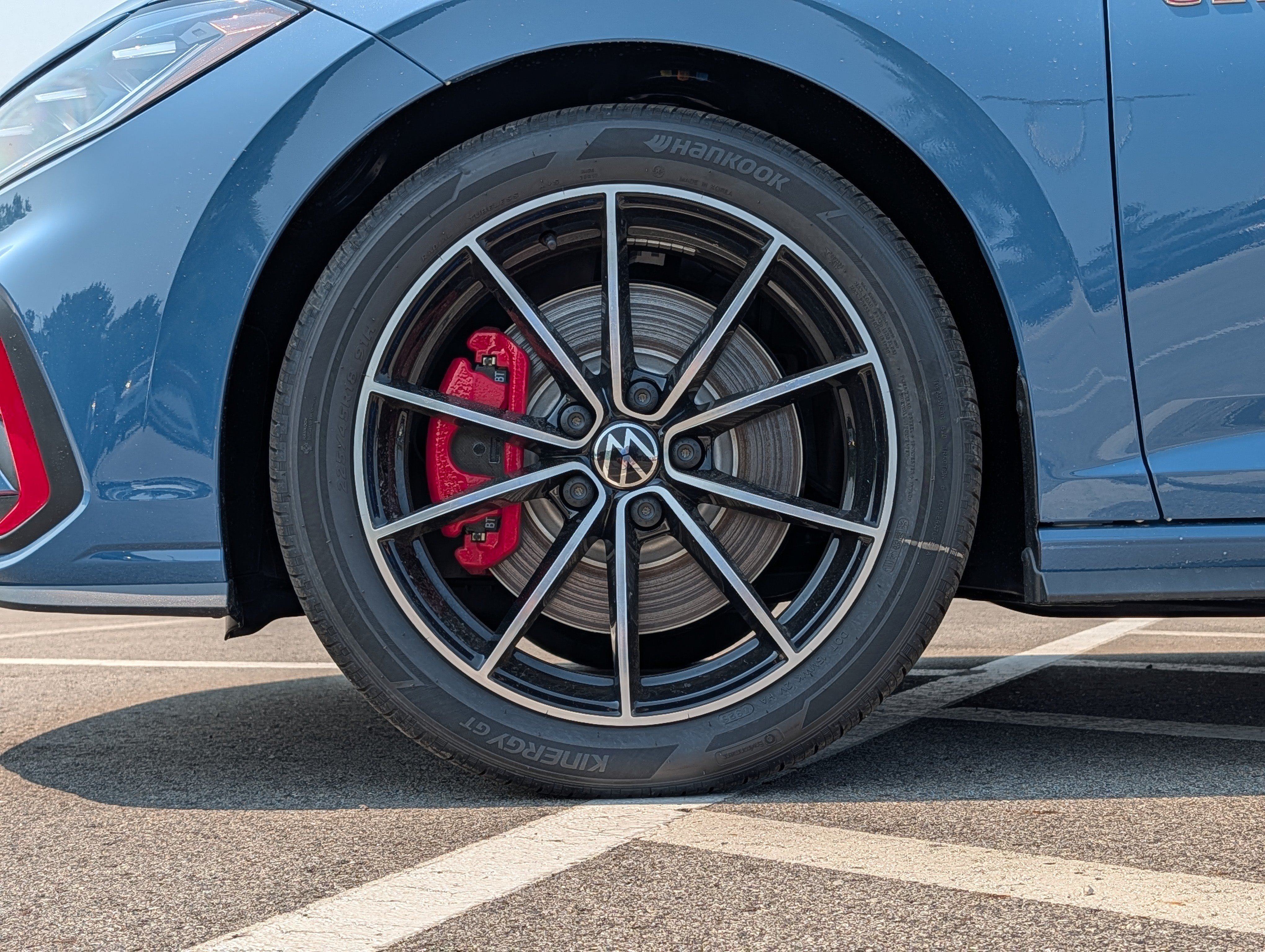 New 2026 Volkswagen Jetta GLI Autobahn FWD image 4