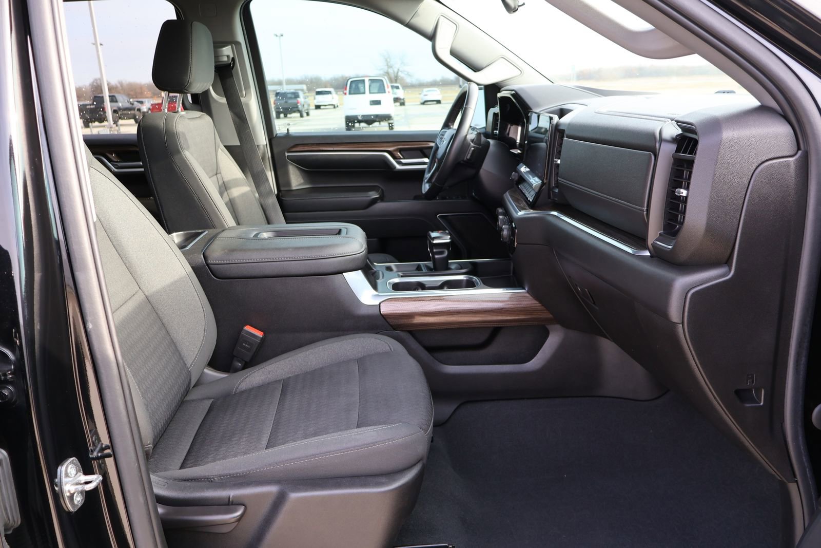 Used 2022 Chevrolet Silverado 1500 RST w/ Protection Package image 16