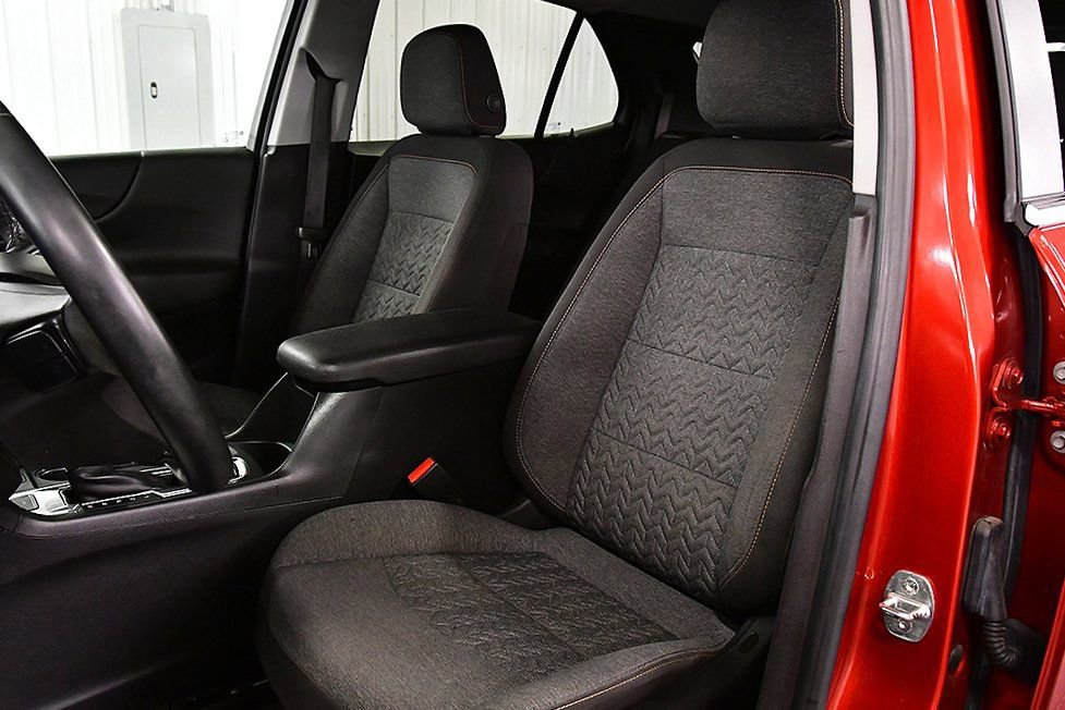 Used 2023 Chevrolet Equinox LT image 26