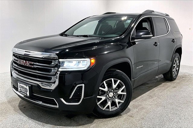 Used 2023 GMC Acadia SLE w/ LPO, Black Accent Package image 3