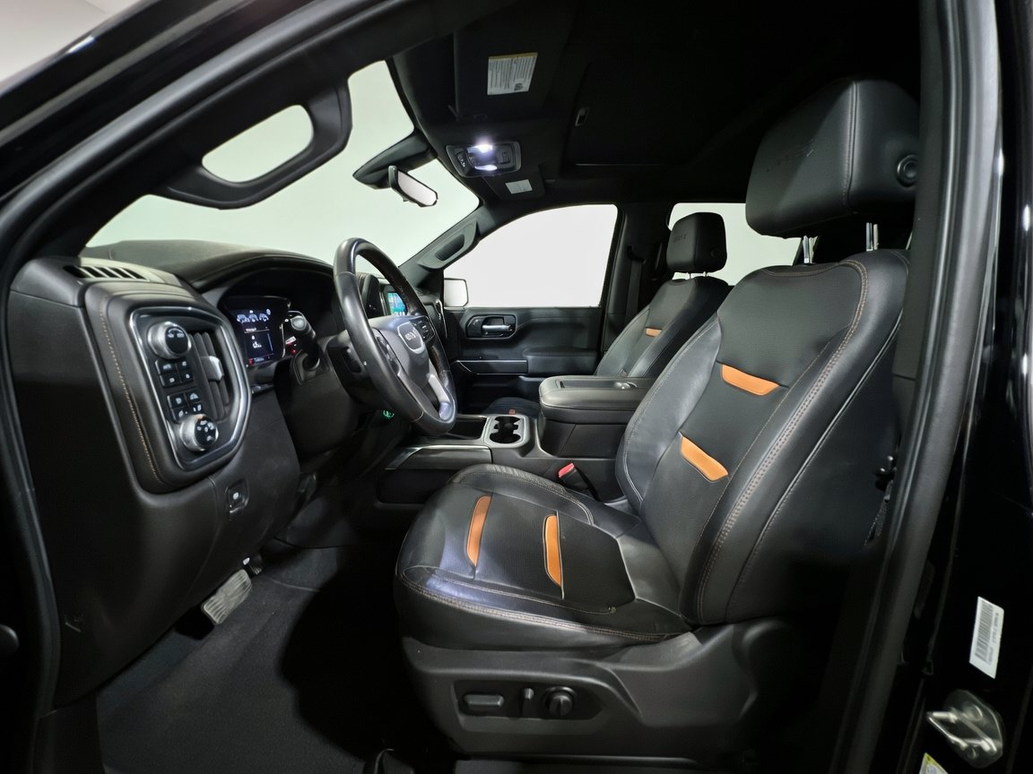 Used 2022 GMC Sierra 1500 AT4 w/ AT4 Premium Package AWD/4WD image 16