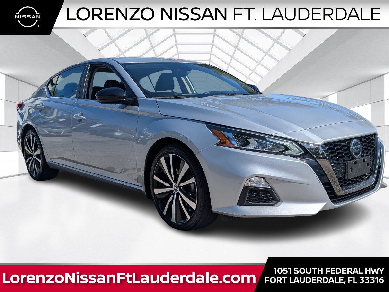 Certified 2021 Nissan Altima 2.5 SR FWD image 1