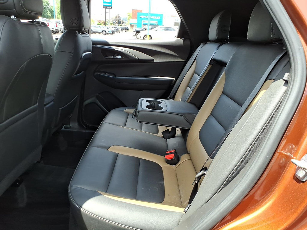 Used 2021 Chevrolet TrailBlazer ACTIV w/ Technology Package AWD/4WD image 9