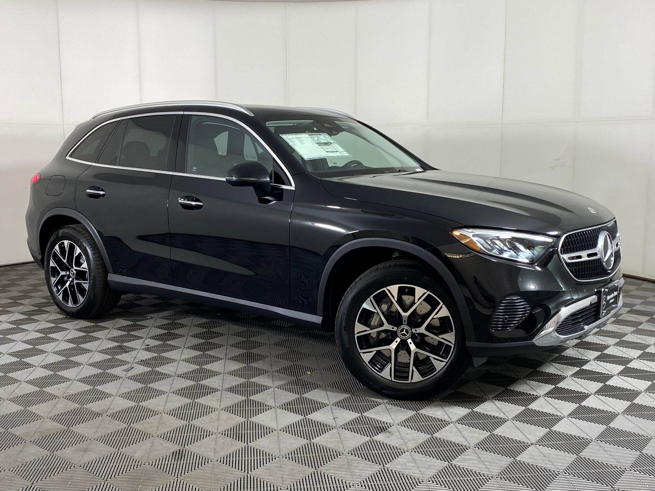 Used 2026 Mercedes-Benz GLC 350e 4MATIC image 6