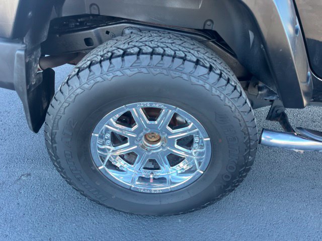 Used 2007 Jeep Wrangler Unlimited X w/ Black Appearance Group AWD/4WD image 18
