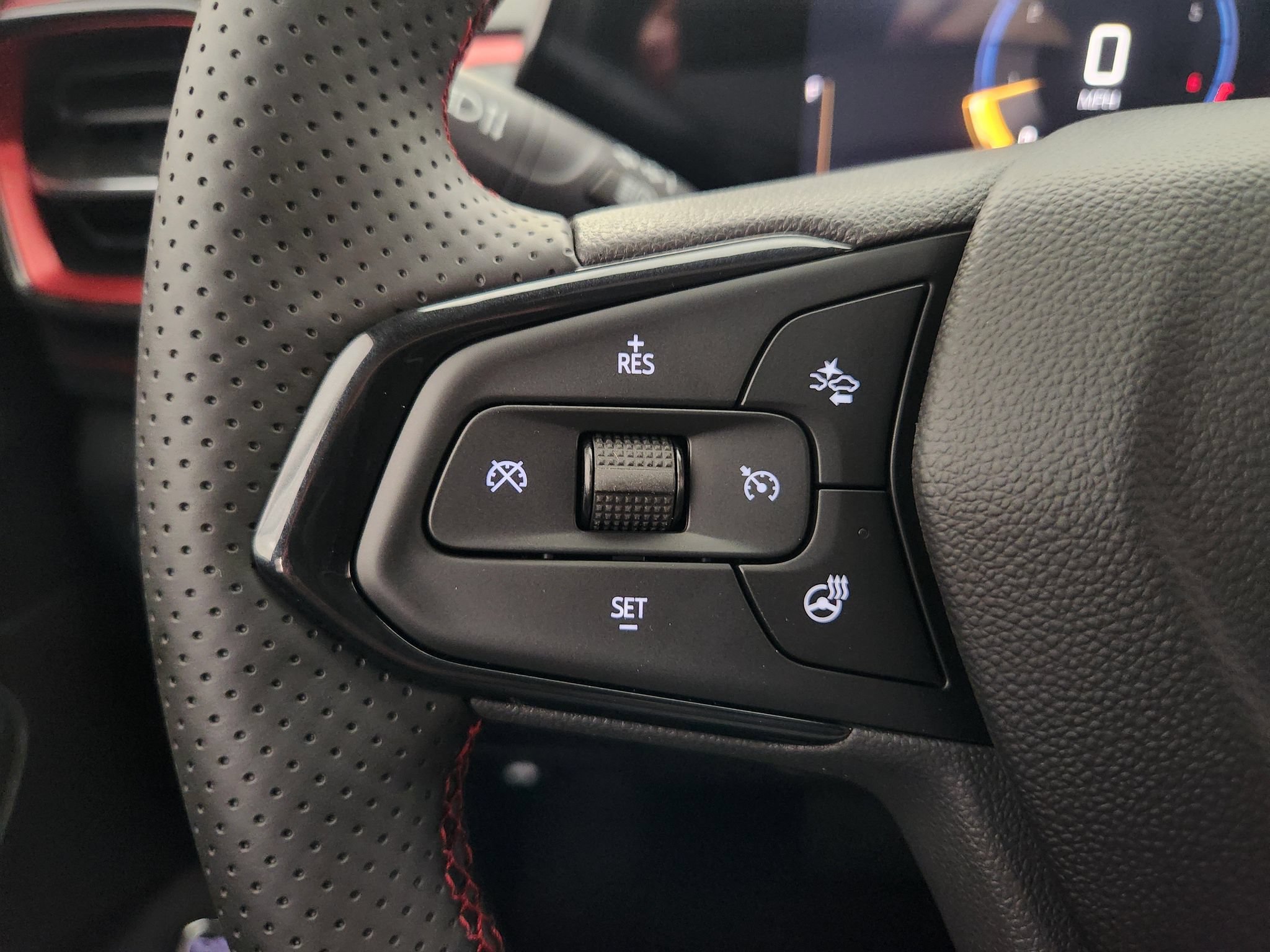 New 2026 Chevrolet TrailBlazer RS w/ Convenience Package FWD image 28