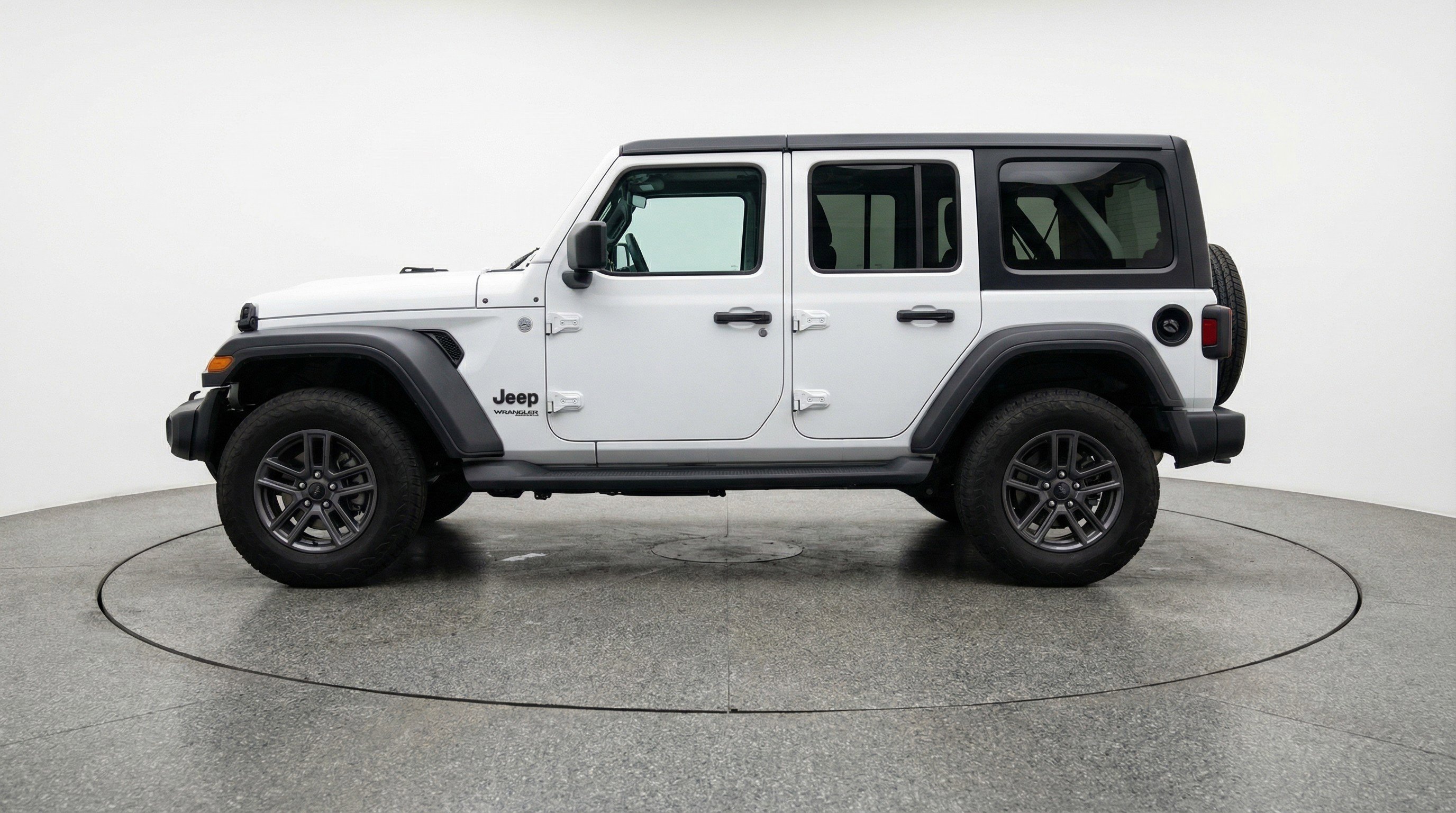 Used 2025 Jeep Wrangler Sport S image 5