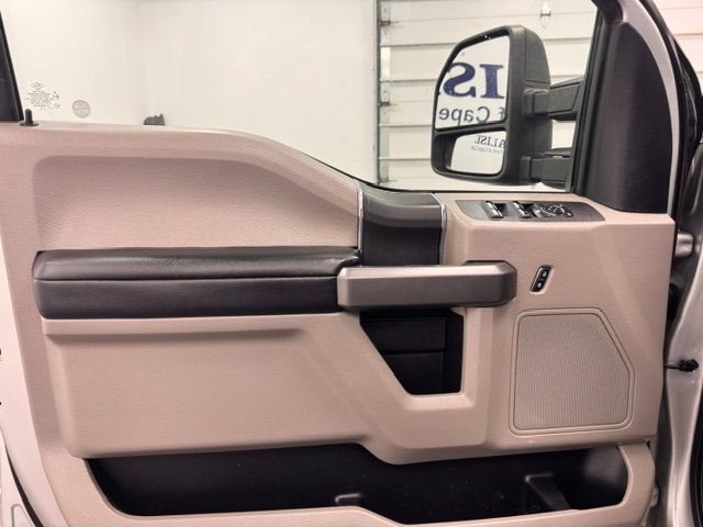 Used 2019 Ford F250 XLT w/ Snow Plow Prep Package AWD/4WD image 11