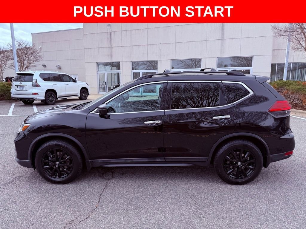 Used 2017 Nissan Rogue SV w/ Midnight Edition Package image 5