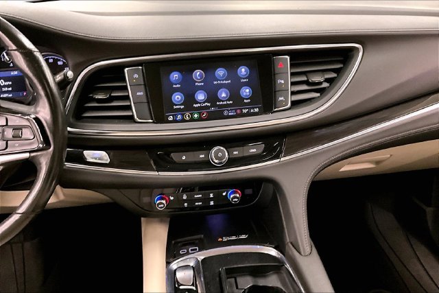 Used 2023 Buick Enclave Essence w/ Experience Buick Package AWD/4WD image 7