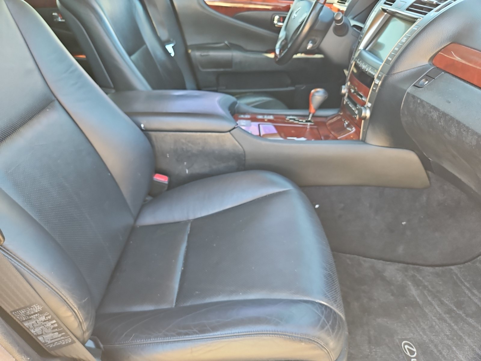 Used 2009 Lexus LS 460 RWD image 11