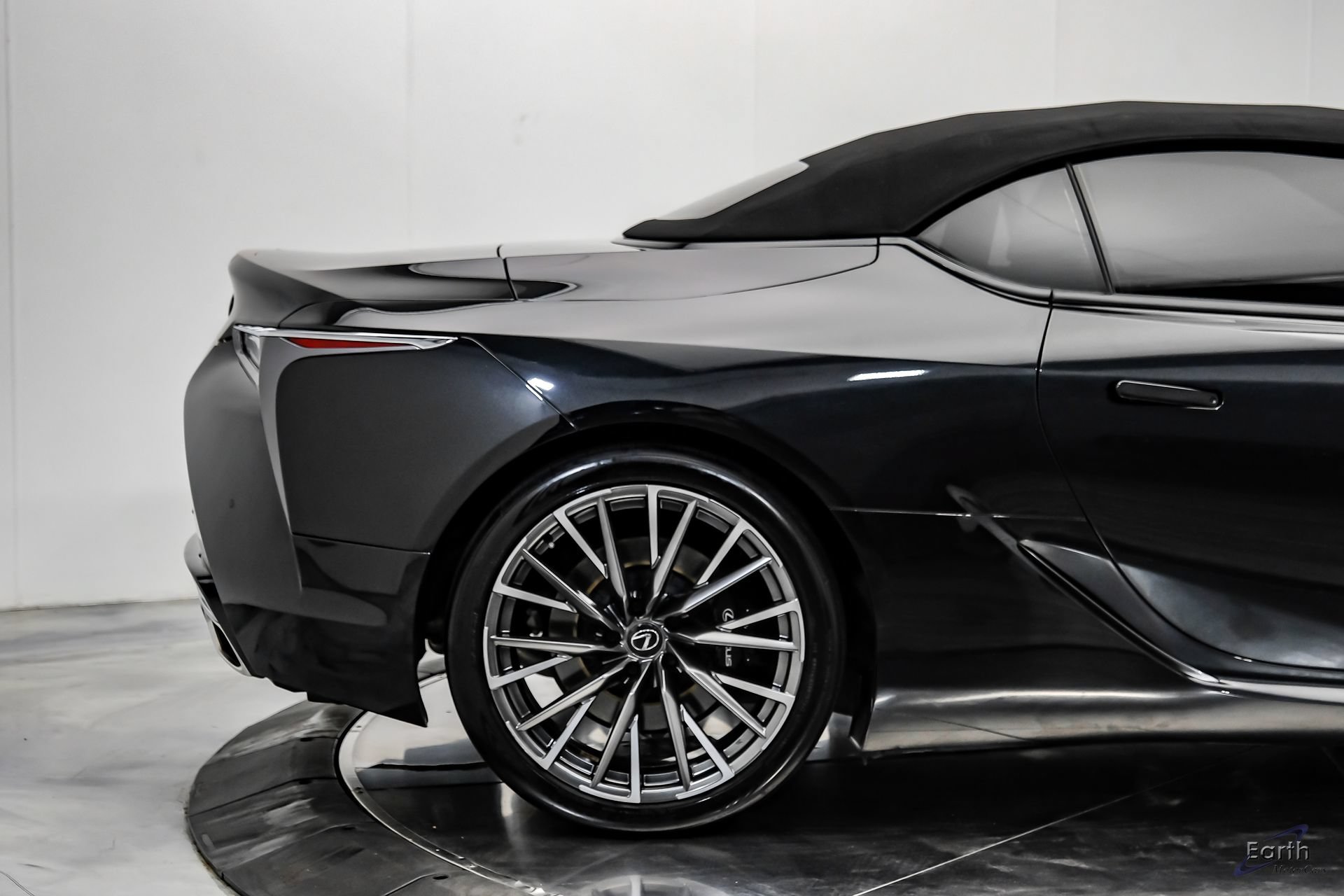 Used 2024 Lexus LC 500 Convertible w/ Touring Package RWD image 21