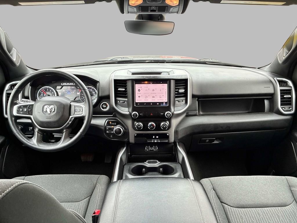 Used 2022 RAM 1500 Big Horn AWD/4WD image 16