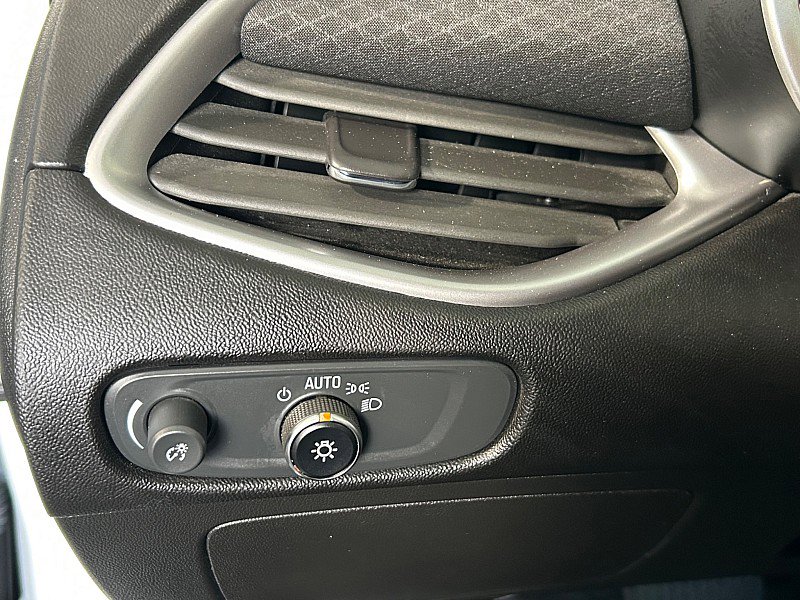 Used 2023 Chevrolet Malibu LT FWD image 26