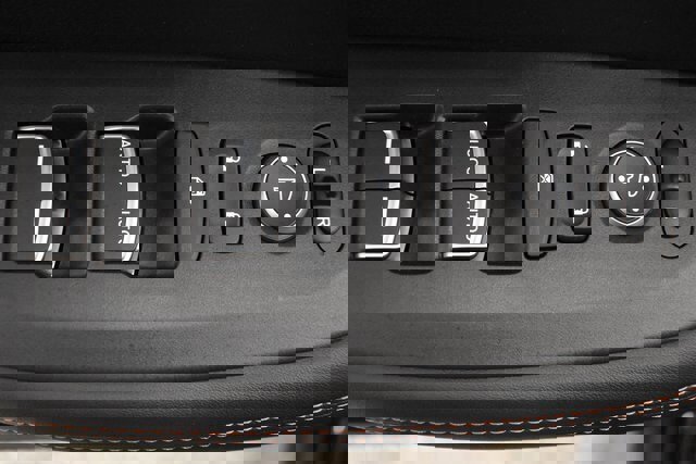 Used 2025 Honda HR-V Sport image 23