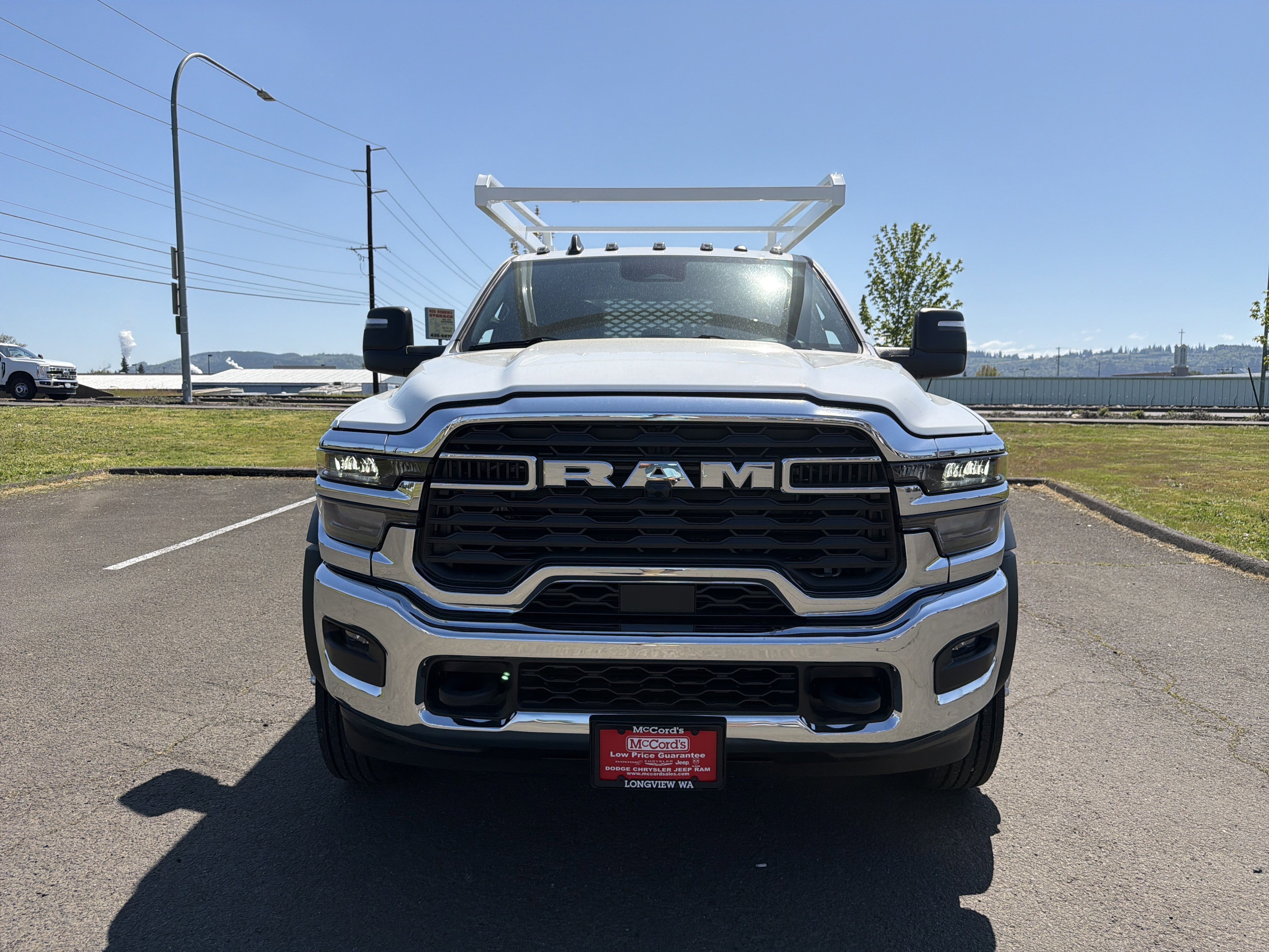 New 2026 RAM 5500 Tradesman w/ Chrome Appearance Group AWD/4WD image 7