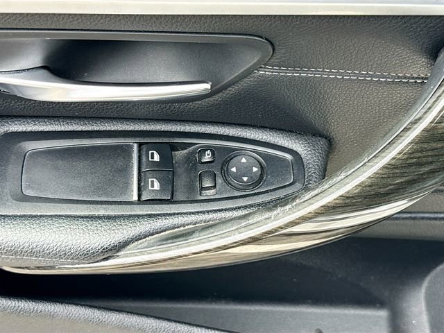 Used 2020 BMW 430i Coupe w/ Convenience Package image 18