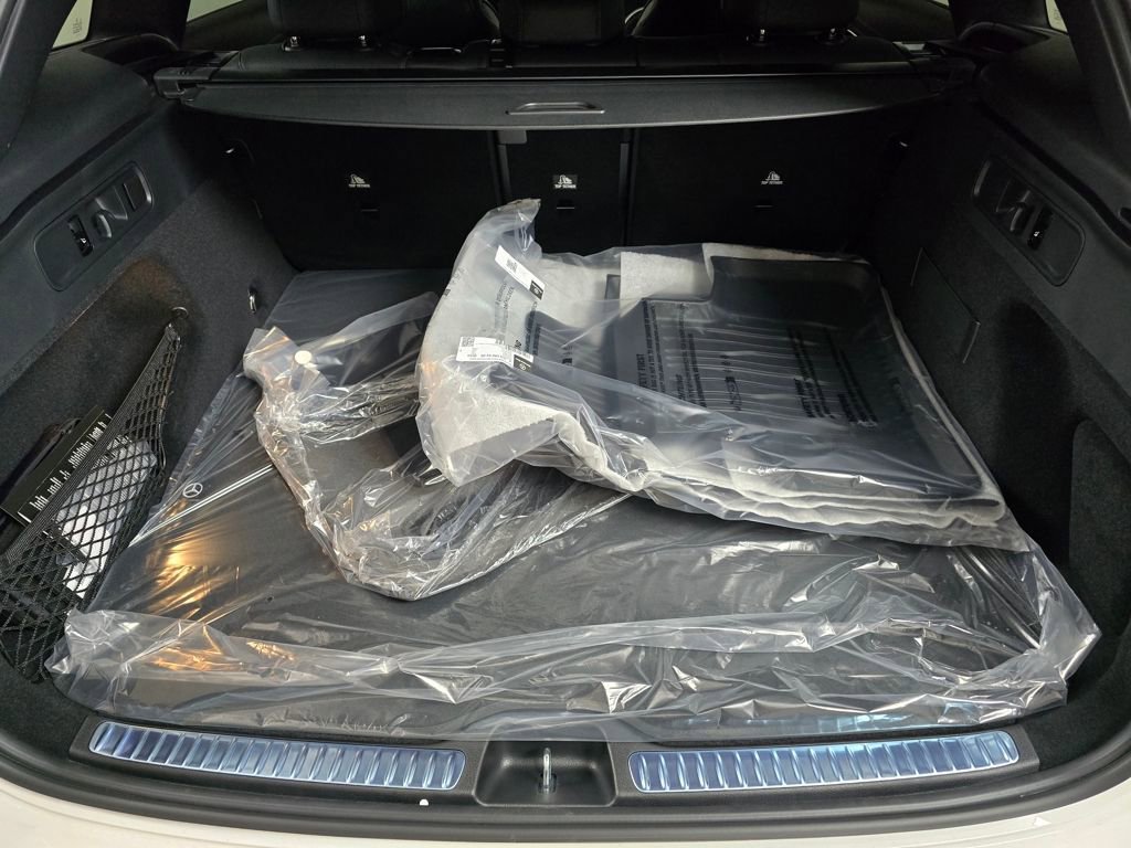 New 2026 Mercedes-Benz GLC 300 4MATIC image 11