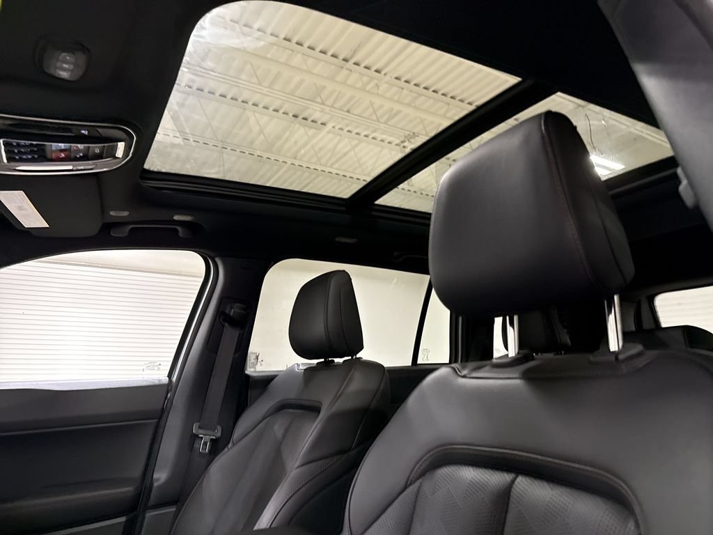 New 2026 Jeep Cherokee Overland AWD/4WD image 20