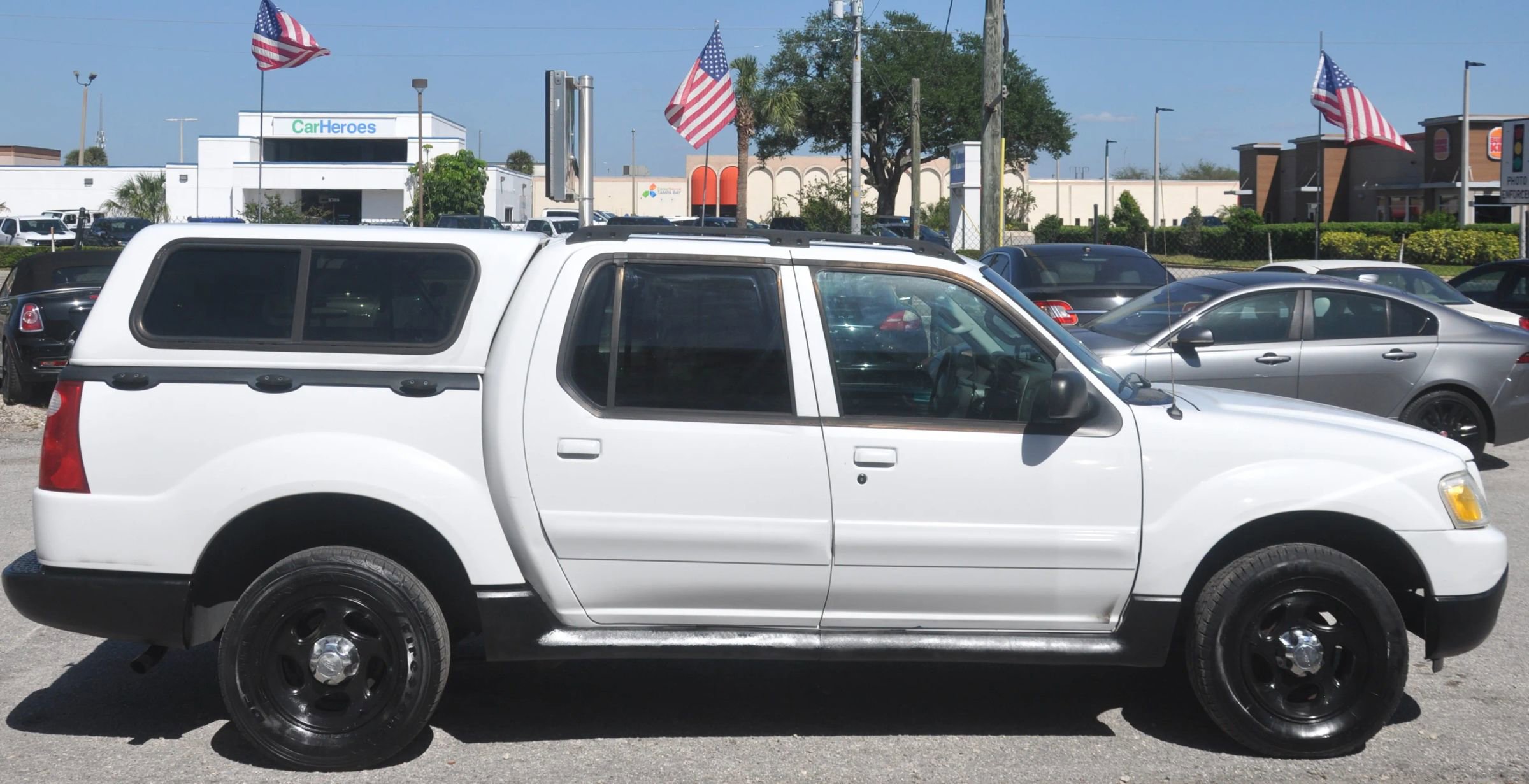 Used 2004 Ford Explorer Sport Trac XLT AWD/4WD image 5