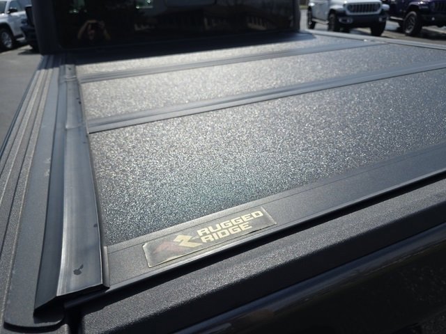 Used 2020 Jeep Gladiator Mojave w/ Cold Weather Group image 18