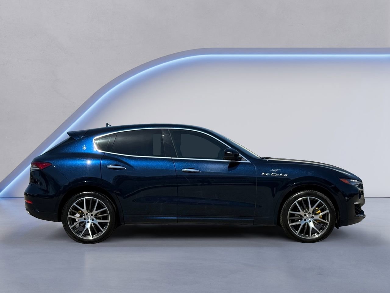Certified 2022 Maserati Levante GT image 9