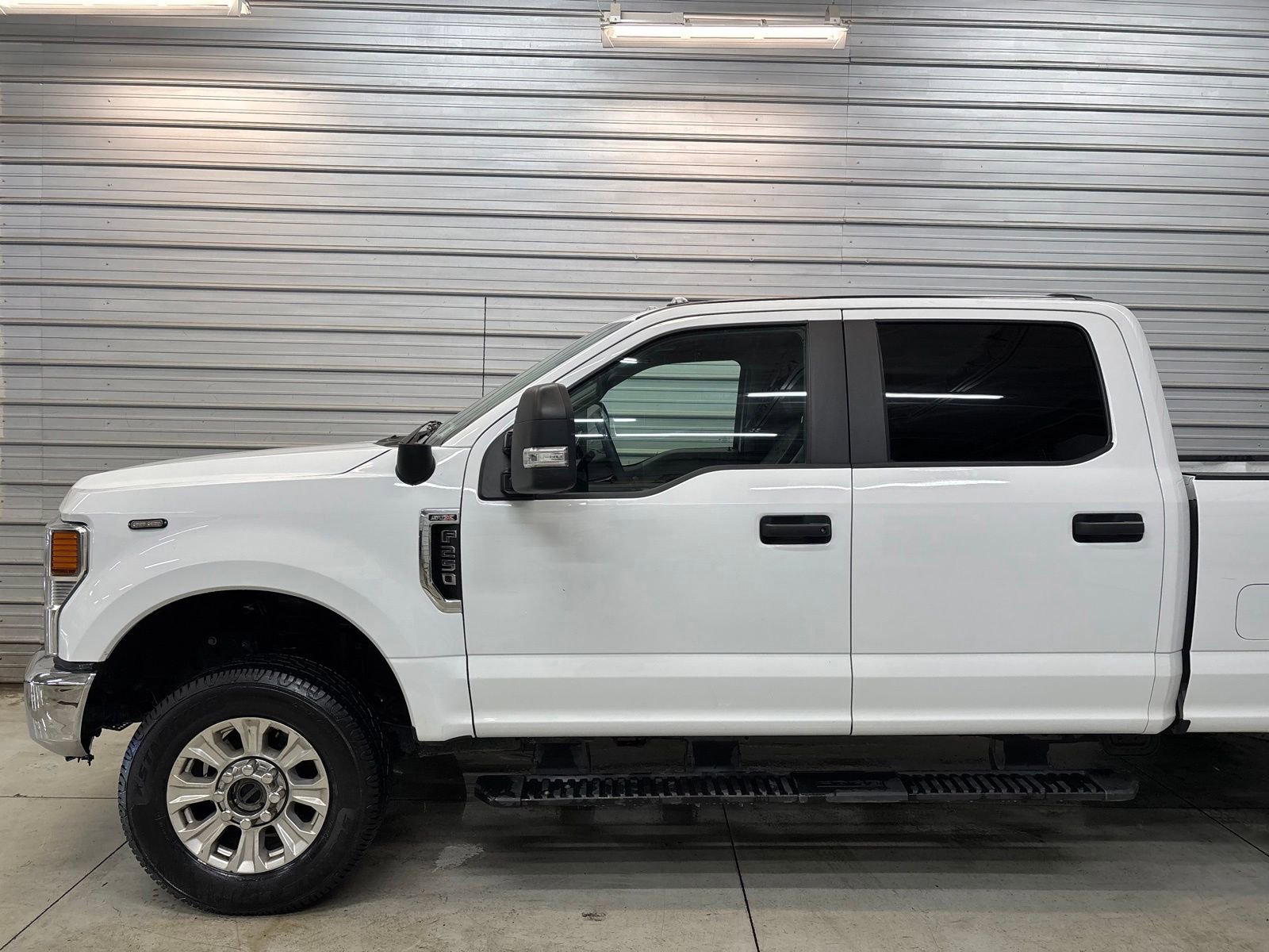 Used 2022 Ford F250 XL w/ STX Appearance Package AWD/4WD image 3