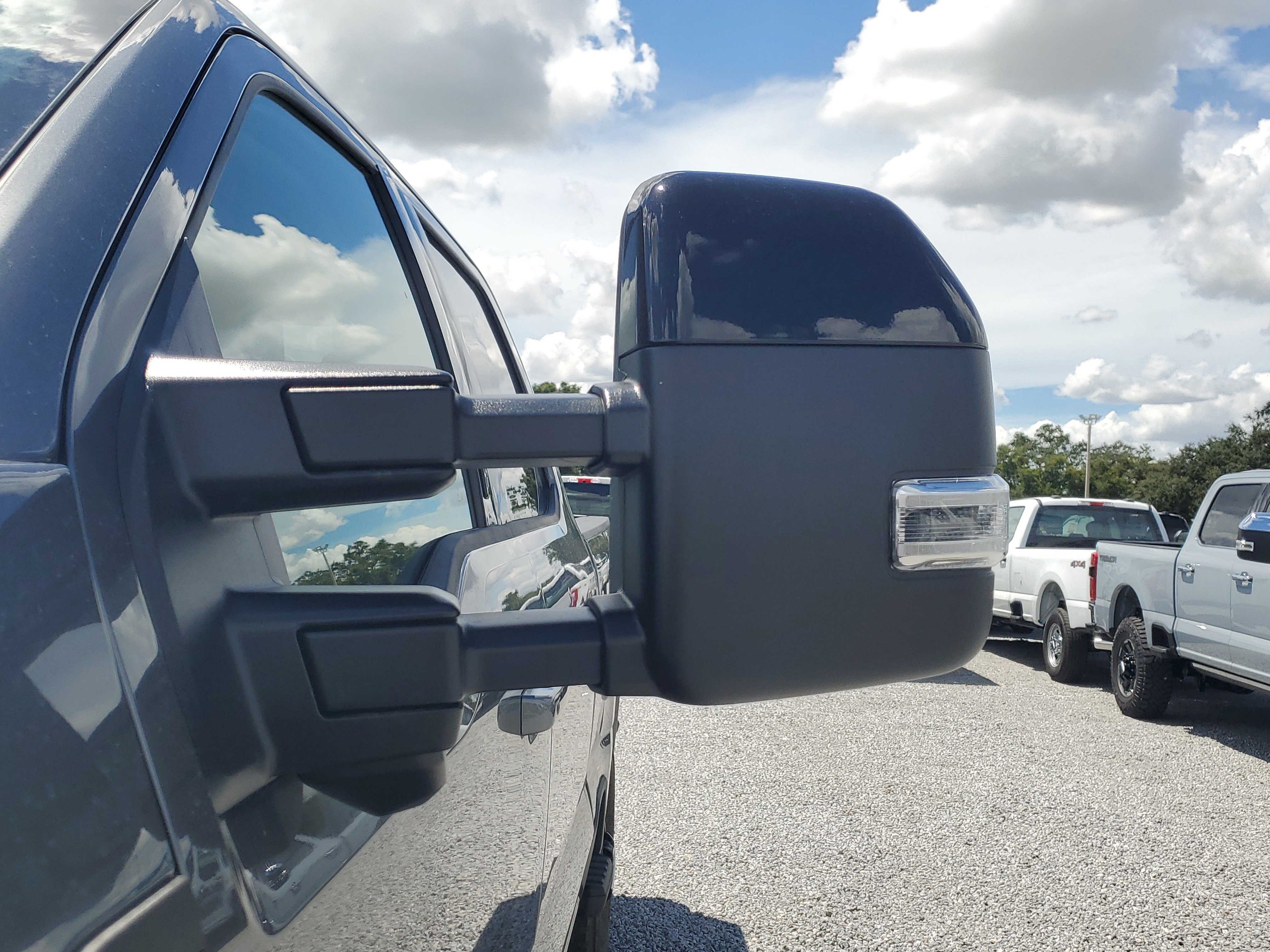 New 2026 Ford F250 Lariat w/ Black Appearance Package image 5