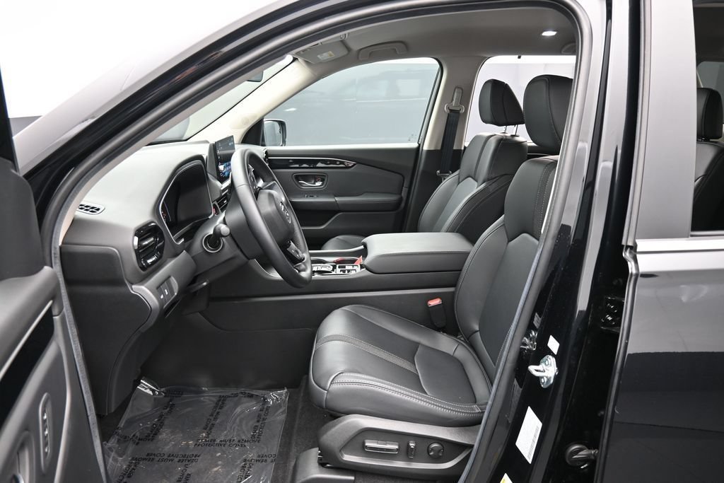 Certified 2025 Honda Pilot EX-L image 22
