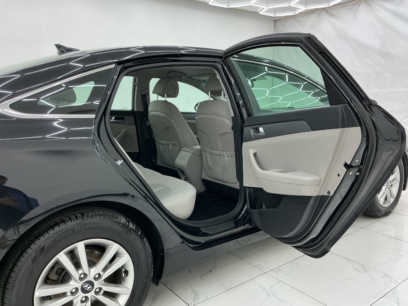 Used 2017 Hyundai Sonata SE FWD image 23