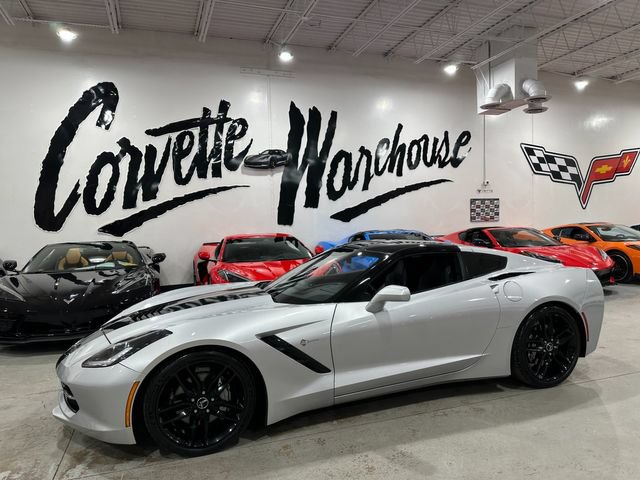 Used 2018 Chevrolet Corvette Stingray Coupe w/ 3LT Preferred Equipment Group RWD image 26