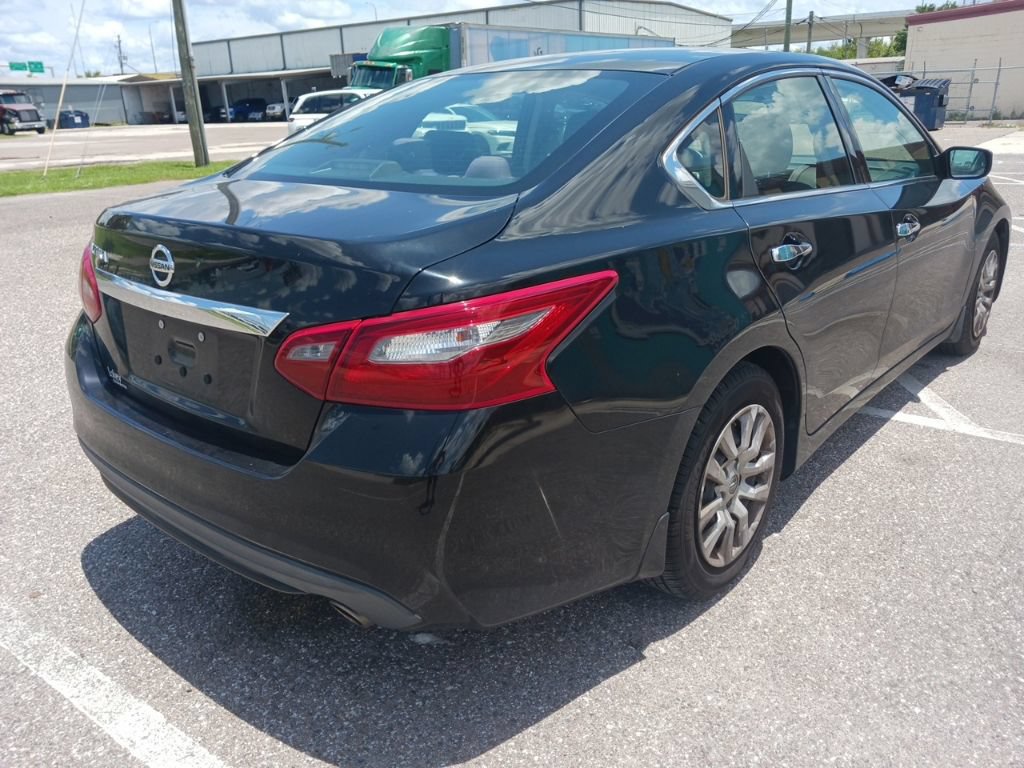 Used 2018 Nissan Altima 2.5 S w/ S Convenience Package FWD image 3