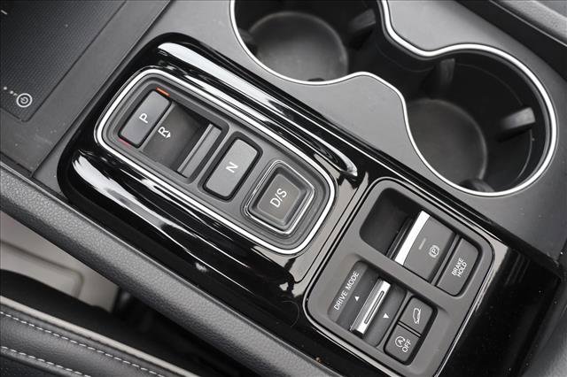 Used 2025 Honda Pilot Elite image 22