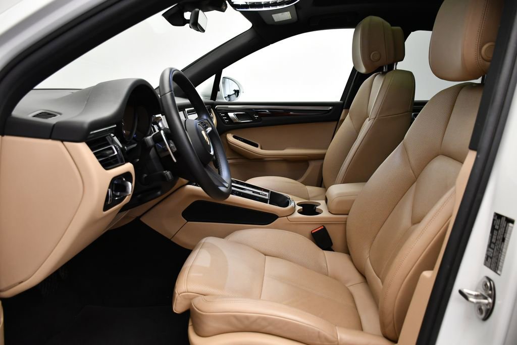 Used 2022 Porsche Macan image 5