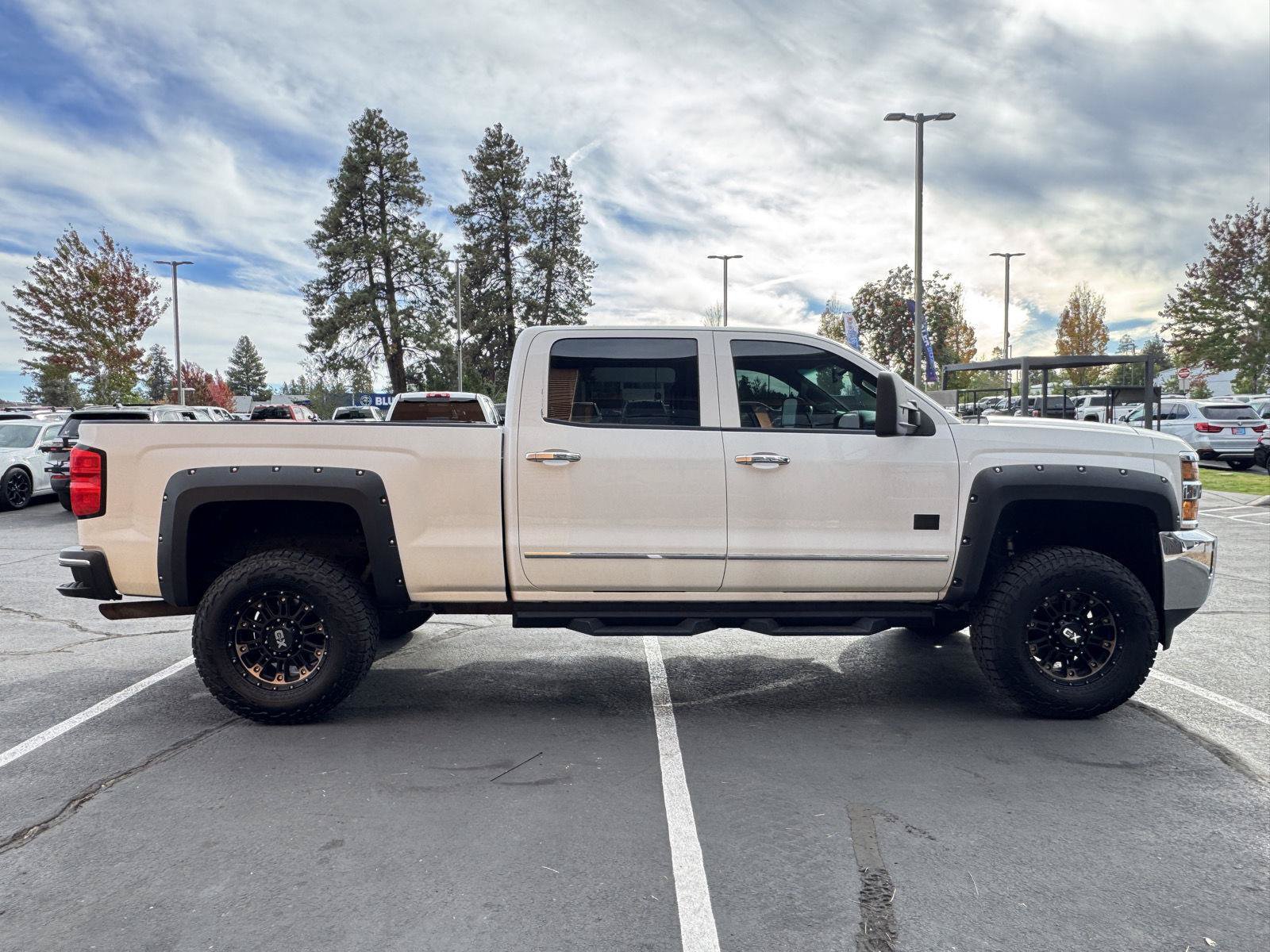 Used 2015 Chevrolet Silverado 2500 LTZ AWD/4WD image 8