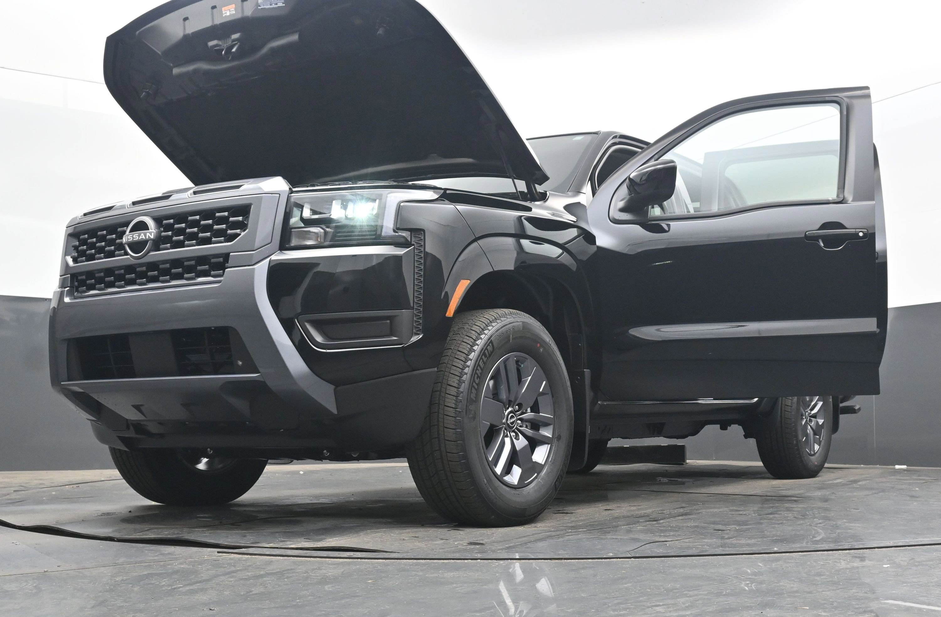 New 2026 Nissan Frontier SV w/ All-Weather Content Package image 40