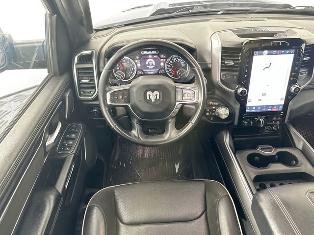 Used 2024 RAM 1500 Laramie AWD/4WD image 11